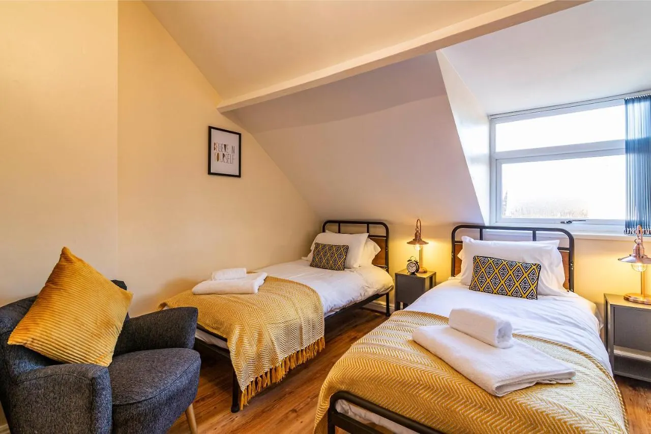 De Luxe Short Stay-Sports Ground View Nottingham Lägenhet